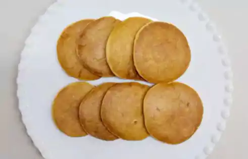  香蕉松饼:解春困食谱 天气暖和了 春困也来了 哈欠连天怎么办?从饮食上试试吧